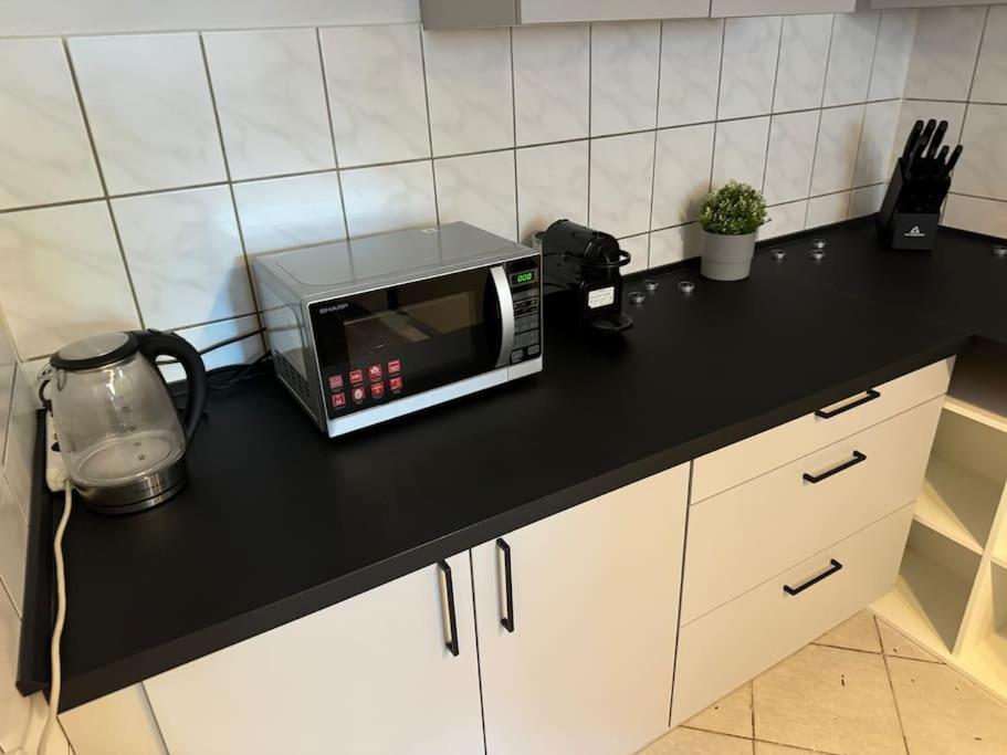Townhouse Fuer 10 Personen Mit Garten Esslingen am Neckar Exterior foto