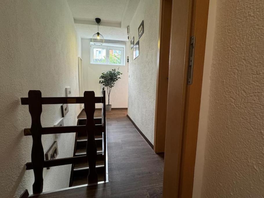 Townhouse Fuer 10 Personen Mit Garten Esslingen am Neckar Exterior foto